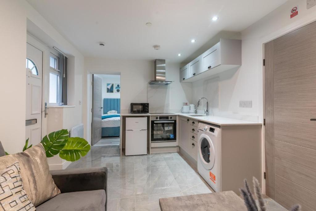 Luxurious Apartments - In Κάρντιφ Εξωτερικό φωτογραφία