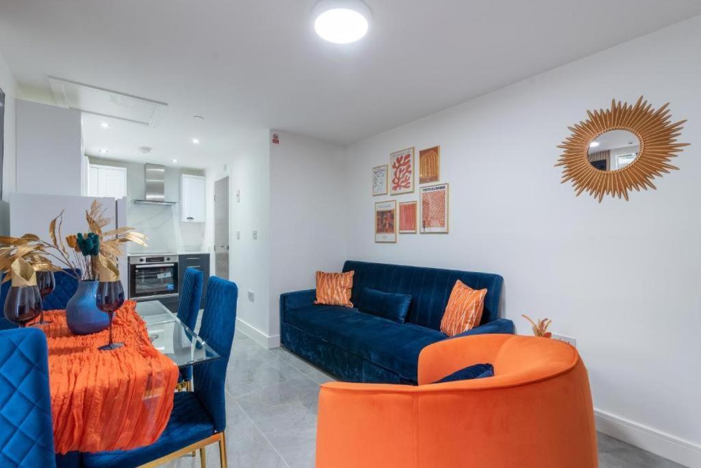 Luxurious Apartments - In Κάρντιφ Εξωτερικό φωτογραφία